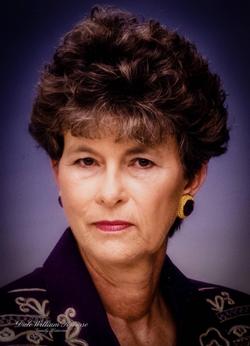 Sue H Kirmse Obituary-img